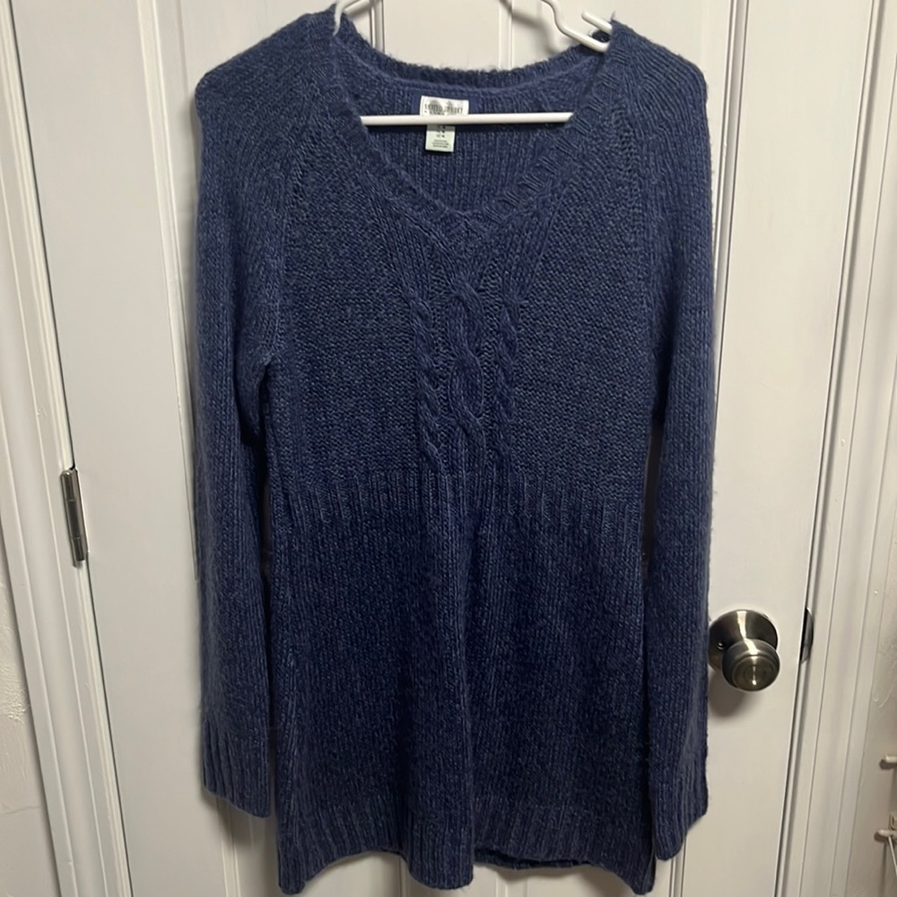 MOTHERHOOD vneck blue sweater size medium .
